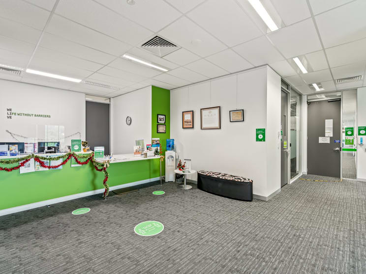 Click to view all images 1/1-31 Commercial Drive Shailer Park QLD 4128 - Image 3