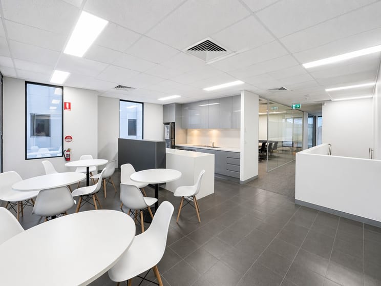 Click to view all images Frenchs Forest NSW 2086 - Image 2
