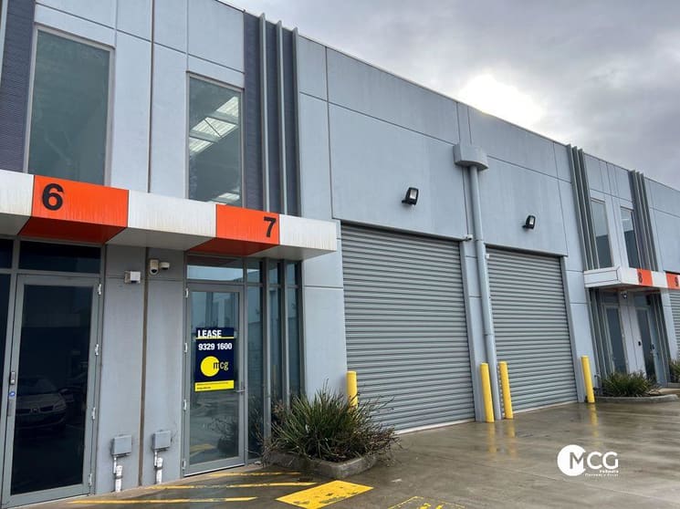 Click to view all images Unit 7/1 Independent Way Ravenhall VIC 3023 - Image 1