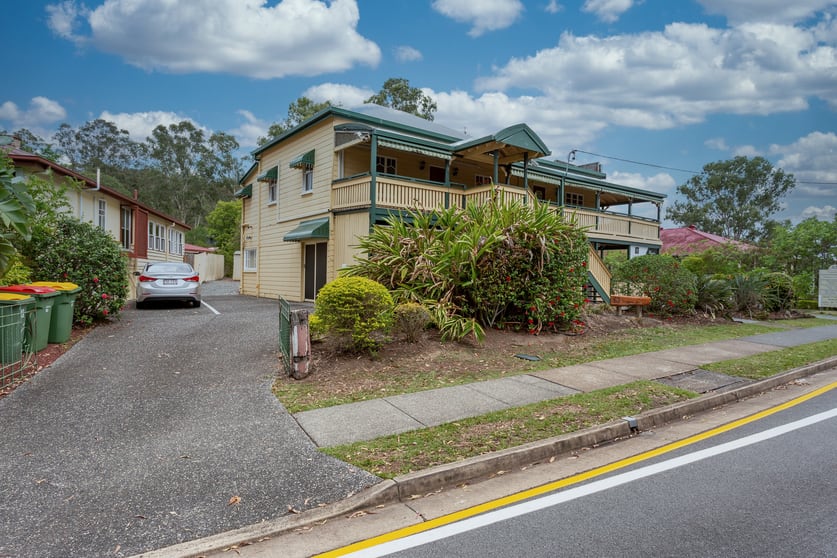 Click to view all images 63 Railway Street Mudgeeraba QLD 4213 - Image 2