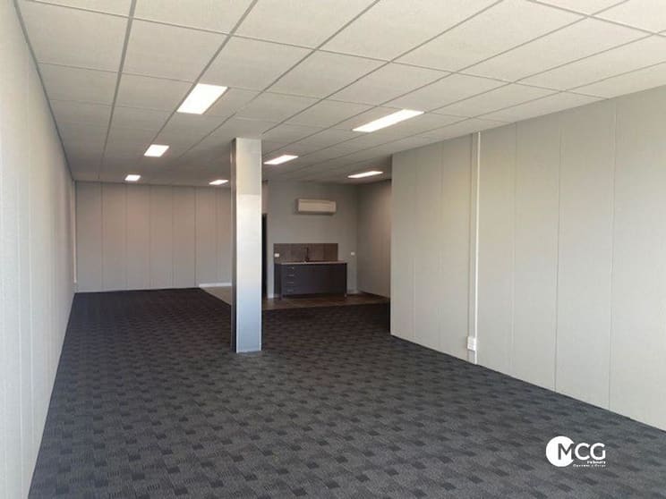 Click to view all images 3/562 Geelong Road West Footscray VIC 3012 - Image 3