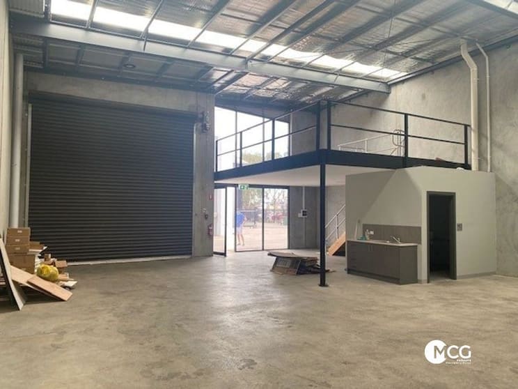 15/562 Geelong Road Brooklyn VIC 3012 - Image 2