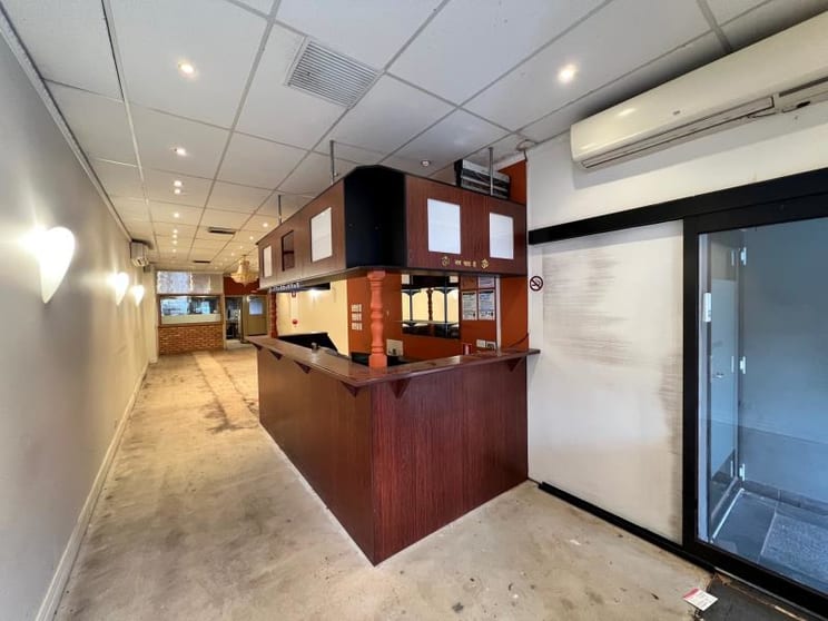 Click to view all images 63 Glen Eira Road Ripponlea VIC 3185 - Image 3