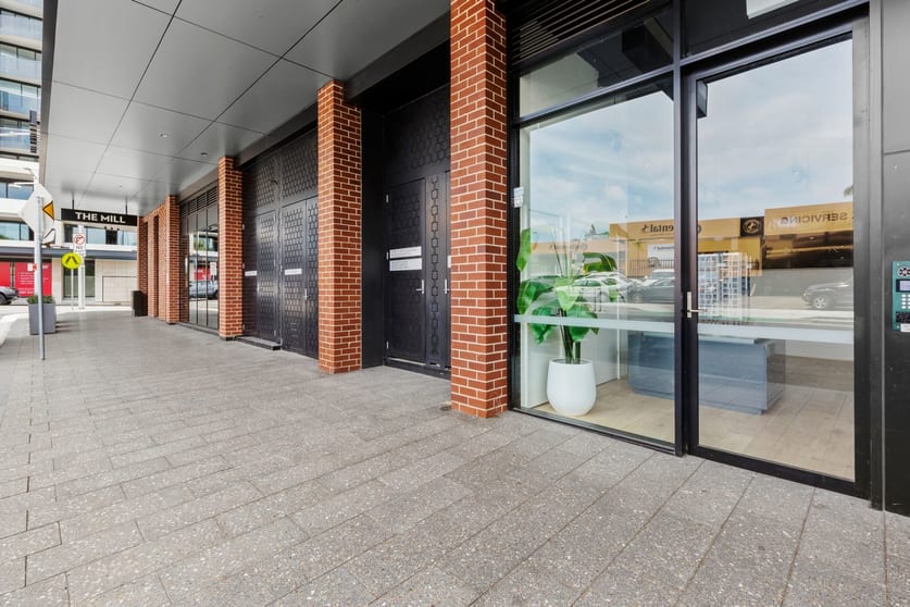 Click to view all images Shop 2/2 Denison Street Bondi Junction NSW 2022 - Image 2