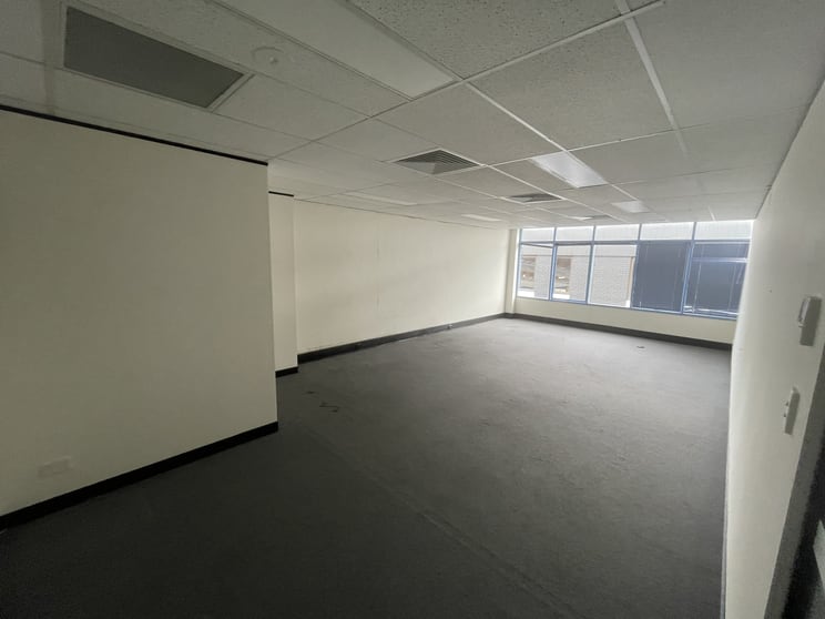 Click to view all images Hornsby NSW 2077 - Image 3