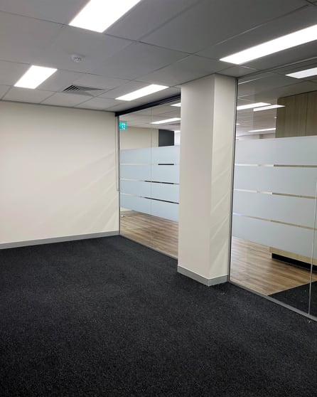 Click to view all images Miami QLD 4220 - Image 2