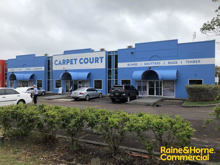 Click to view all images 7 & 8/6 Botham Close Charmhaven NSW 2263 - Image 2