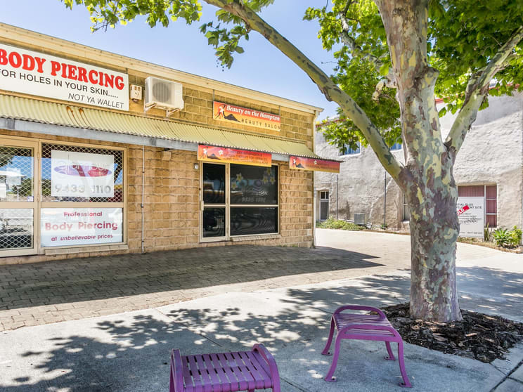 Click to view all images Shop 4/136-140 Hampton Road Fremantle WA 6160 - Image 2
