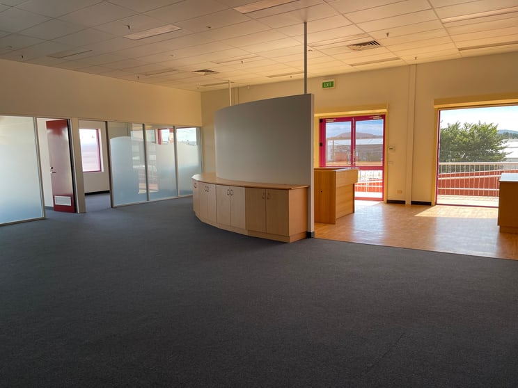 Click to view all images 1, 2 & 3/181 Gladstone Street Fyshwick ACT 2609 - Image 2