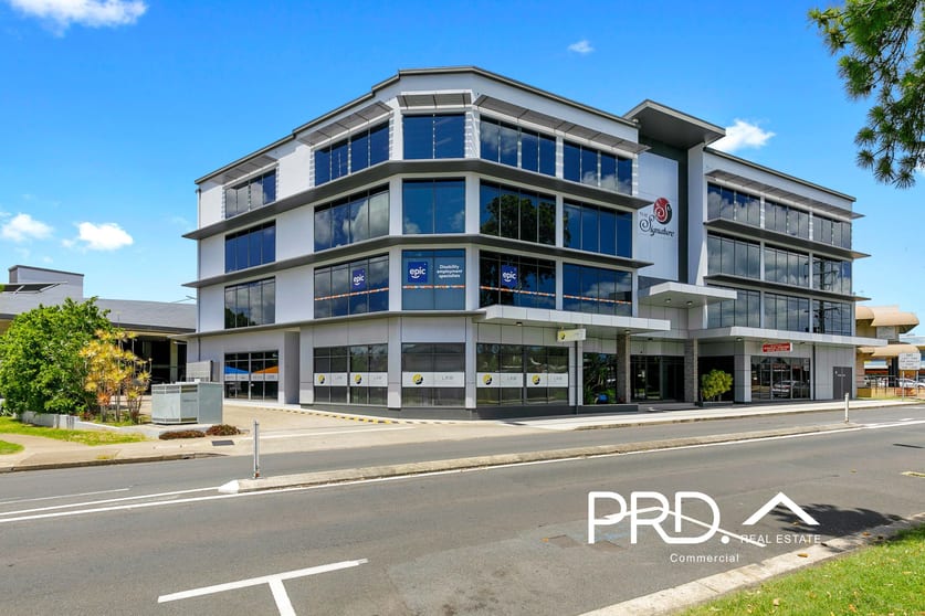 Click to view all images 17/19-21 Torquay Road Pialba QLD 4655 - Image 1