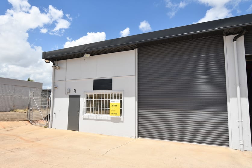 Click to view all images 9/60 Keane Street Currajong QLD 4812 - Image 1