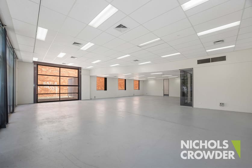 Click to view all images 22 Cochranes Road Moorabbin VIC 3189 - Image 2