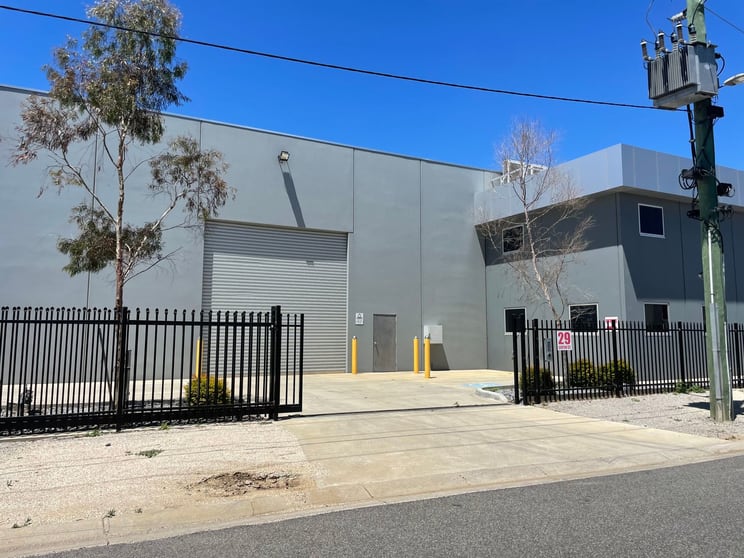 Click to view all images 29 Lentini Street Hoppers Crossing VIC 3029 - Image 2