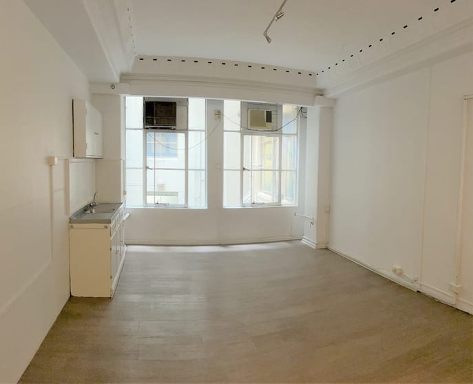 513/220 Collins Street Melbourne VIC 3000 - Image 3
