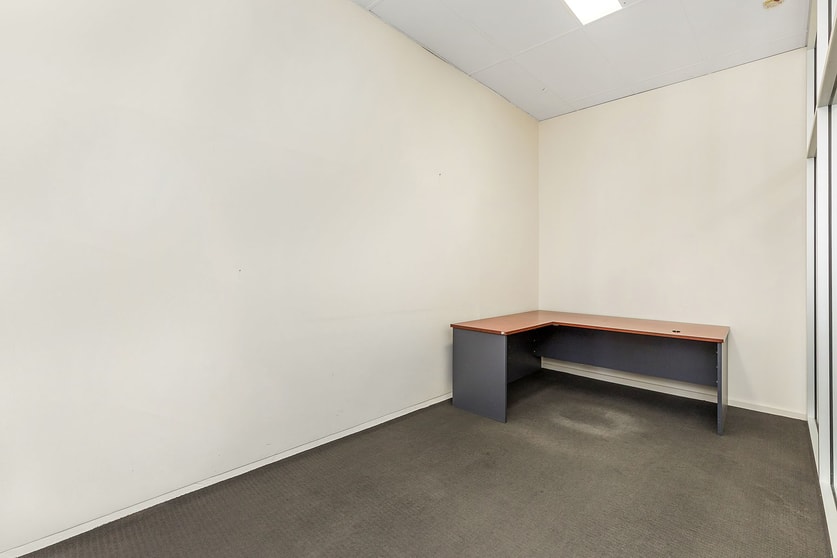 Click to view all images 5 Wills Street Bendigo VIC 3550 - Image 3