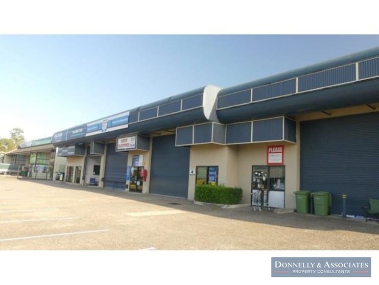 Click to view all images 4/108 Anzac Avenue Hillcrest QLD 4118 - Image 2
