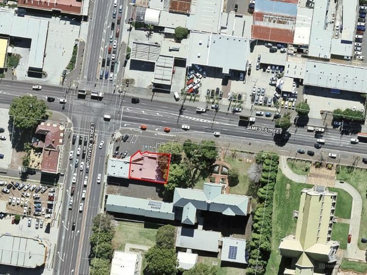 Click to view all images 1/648 Ruthven Street Toowoomba City QLD 4350 - Image 2