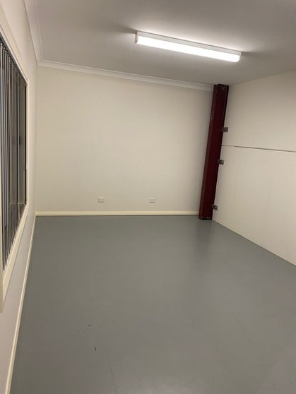 Click to view all images 2/129 Racecourse Road Rutherford NSW 2320 - Image 2