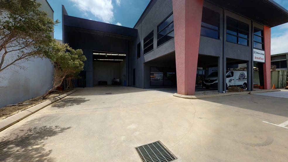 Click to view all images 5 Creative St Wangara WA 6065 - Image 1