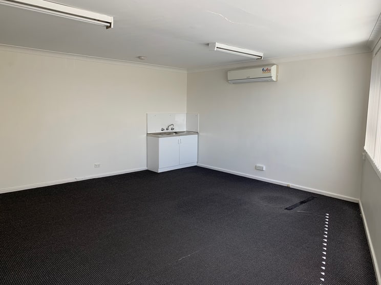 Click to view all images 6/7a Old Northern Road Baulkham Hills NSW 2153 - Image 3