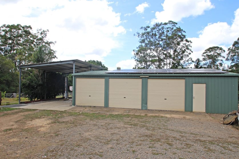 Click to view all images Eumundi QLD 4562 - Image 1