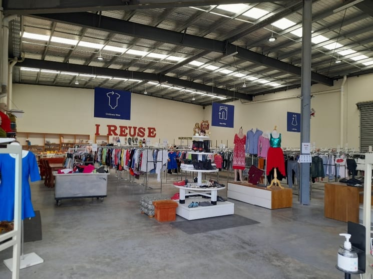 Click to view all images 153A Anderson Road Sunshine VIC 3020 - Image 3