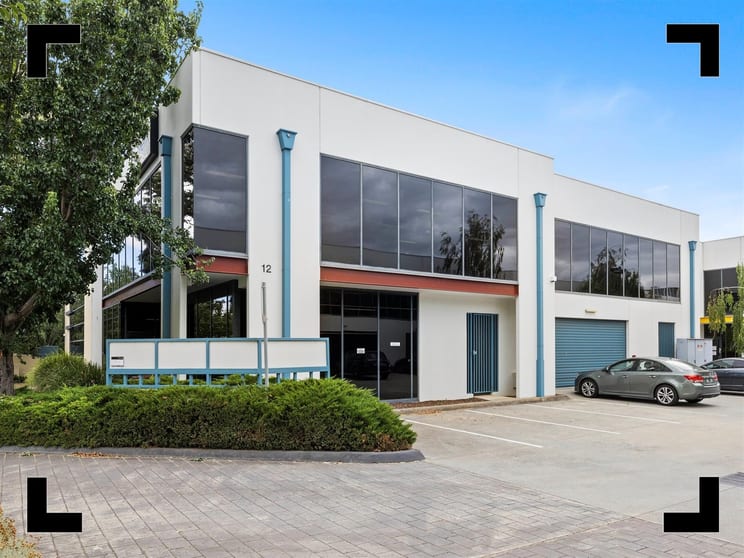 Click to view all images 12/15 Howleys Road Notting Hill VIC 3168 - Image 1