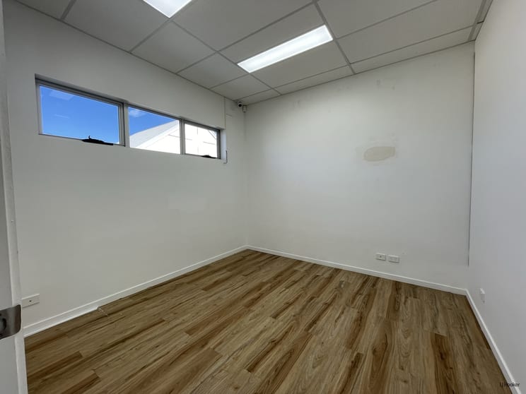 Click to view all images 7/40 Palm Beach Avenue Palm Beach QLD 4221 - Image 3