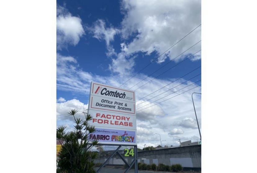 Click to view all images 24 Spencer Road Nerang QLD 4211 - Image 1