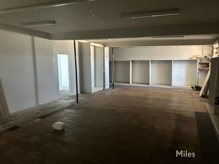 995A & 995B Sydney Road Coburg North VIC 3058 - Image 2