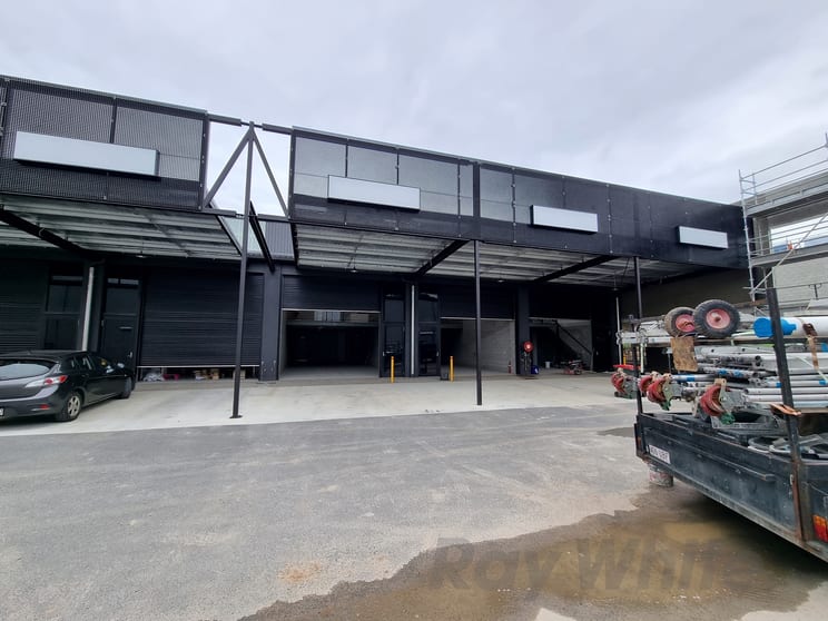 Click to view all images 3/233 Evans Road Salisbury QLD 4107 - Image 2