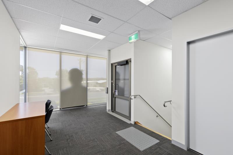 Click to view all images Level 1, 174 Torquay Hwy/Level 1, 174 Torquay Road Grovedale VIC 3216 - Image 3