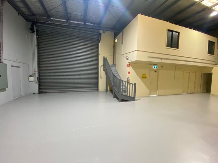Click to view all images 30 Foden Avenue Campbellfield VIC 3061 - Image 2