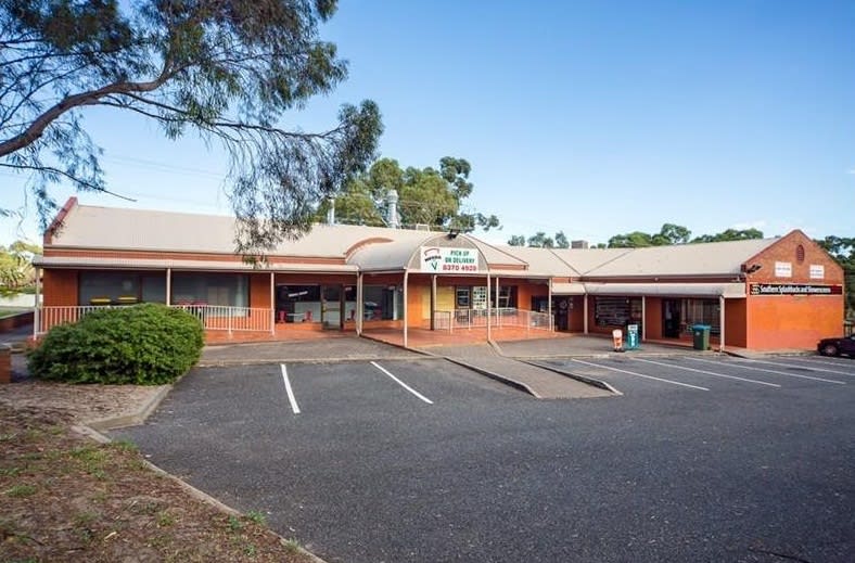 Click to view all images 1-5 Canberra Drive Aberfoyle Park SA 5159 - Image 1