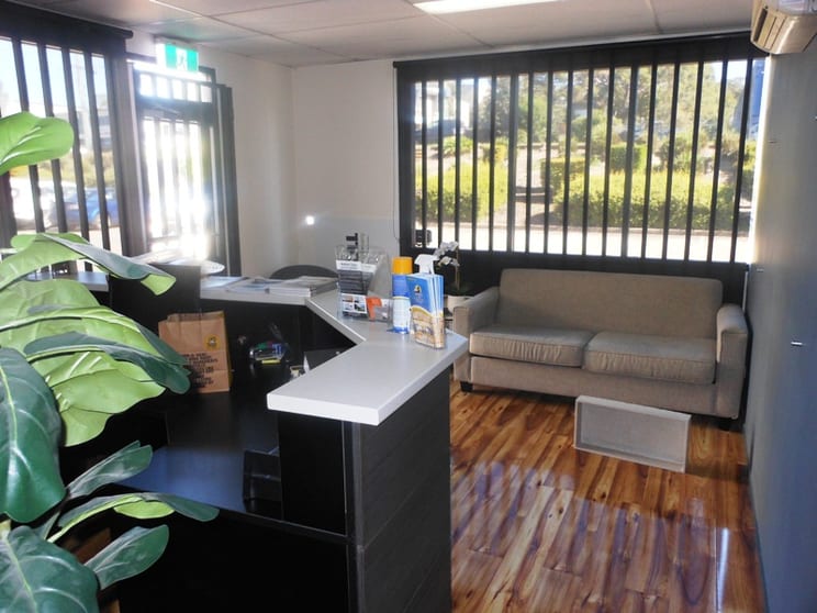 Click to view all images 4/33 Pendlebury Road Cardiff NSW 2285 - Image 3