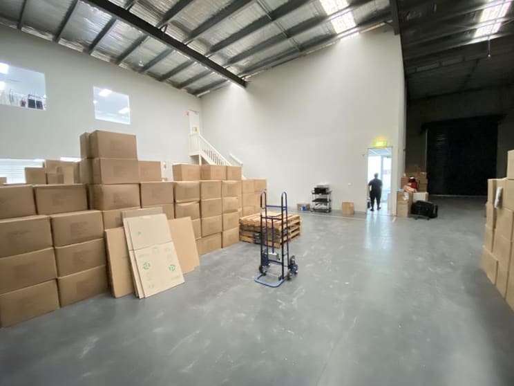 Click to view all images Unit 3/Unit 3, 247 Ingles Street Port Melbourne VIC 3207 - Image 2