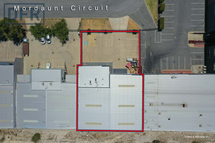 Click to view all images 36 Mordaunt Circuit Canning Vale WA 6155 - Image 2