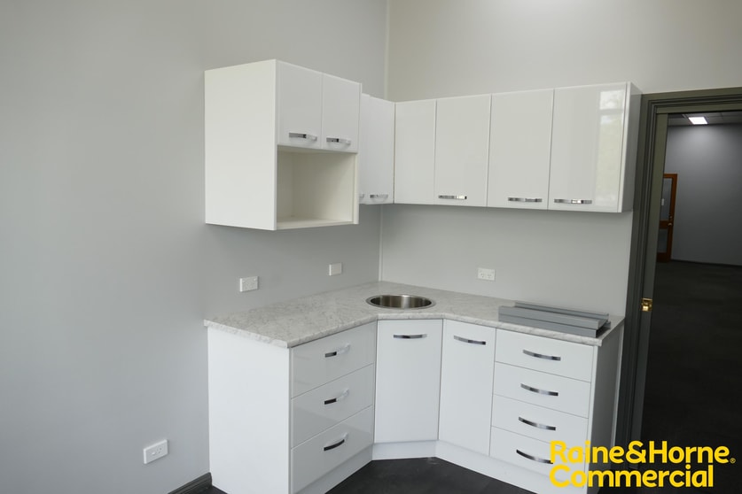 Suite 8/44 Oxford Road Ingleburn NSW 2565 - Image 3
