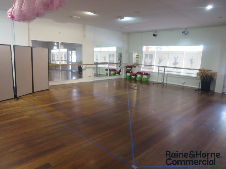 Click to view all images 352B Cambridge Street Wembley WA 6014 - Image 3