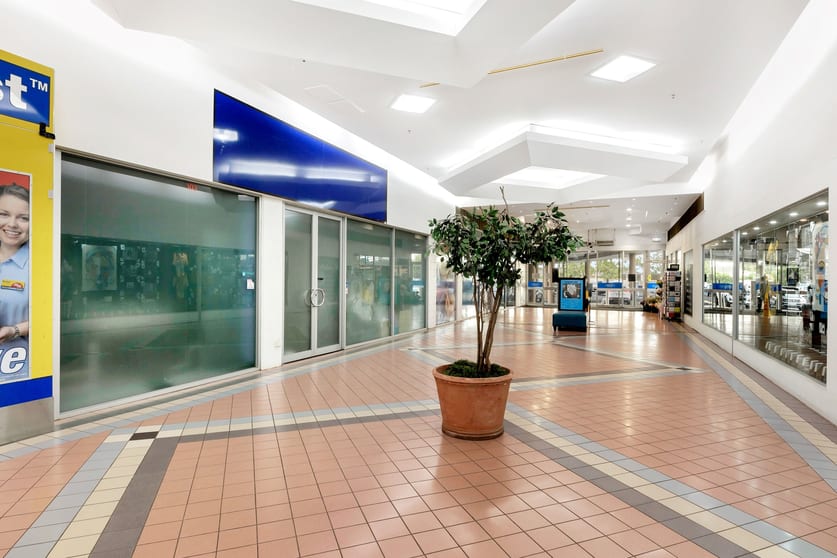 Click to view all images Shop 103-104 Gladstone Park Shopping Centre Gladstone Park VIC 3043 - Image 2
