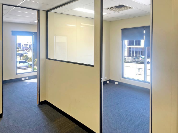 Click to view all images 75 Tacoma Cct Canning Vale WA 6155 - Image 3