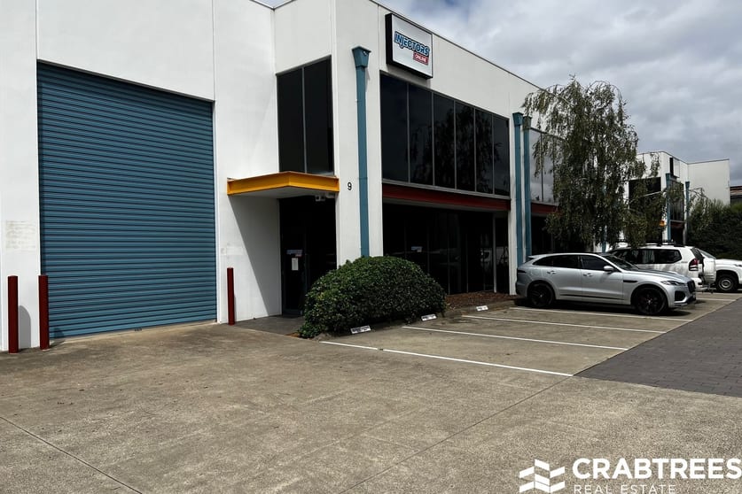 Click to view all images 9/13-15 Howleys Road Notting Hill VIC 3168 - Image 1