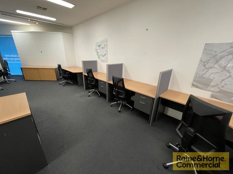 Click to view all images 1/249 Stafford Road Stafford QLD 4053 - Image 3