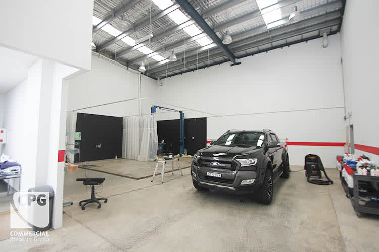 Click to view all images 1/52 Roberts Road Greenacre NSW 2190 - Image 3