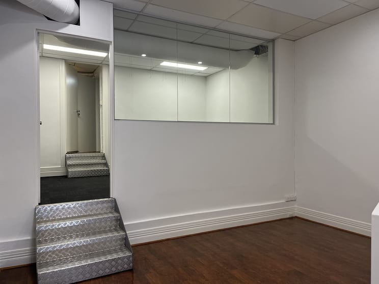 Click to view all images 633 Queensberry Street North Melbourne VIC 3051 - Image 3
