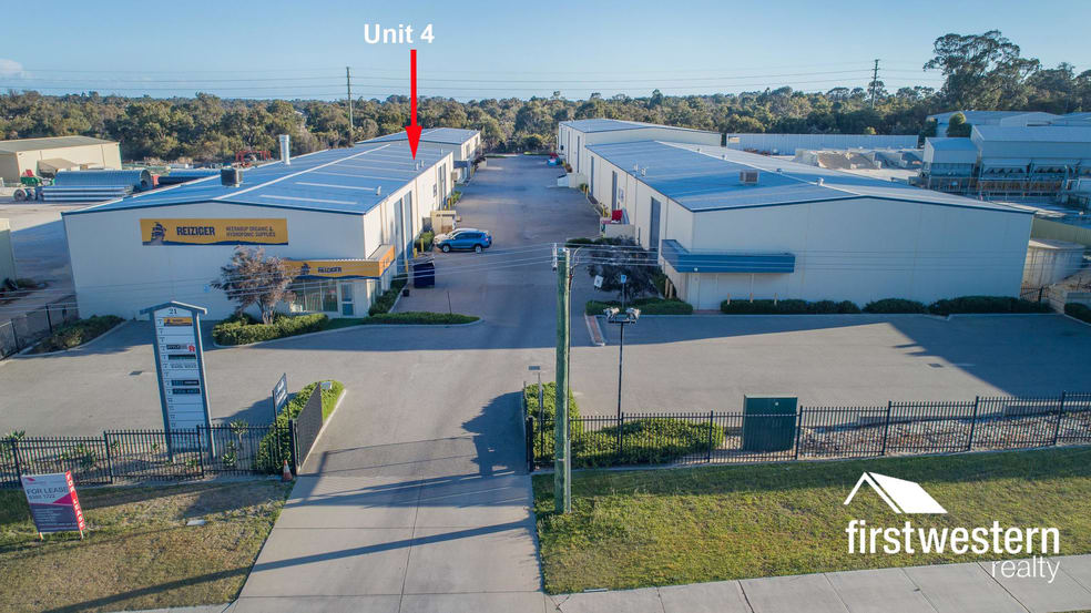 Click to view all images 4/21 Warman Street Neerabup WA 6031 - Image 2