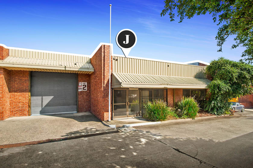 Click to view all images 2/194-196 Whitehorse Road Blackburn VIC 3130 - Image 1