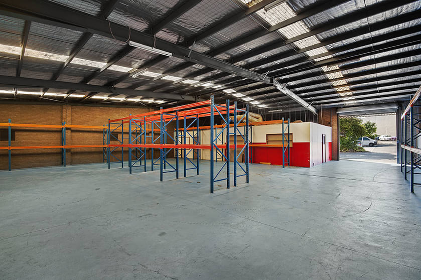 Click to view all images 2/194-196 Whitehorse Road Blackburn VIC 3130 - Image 2