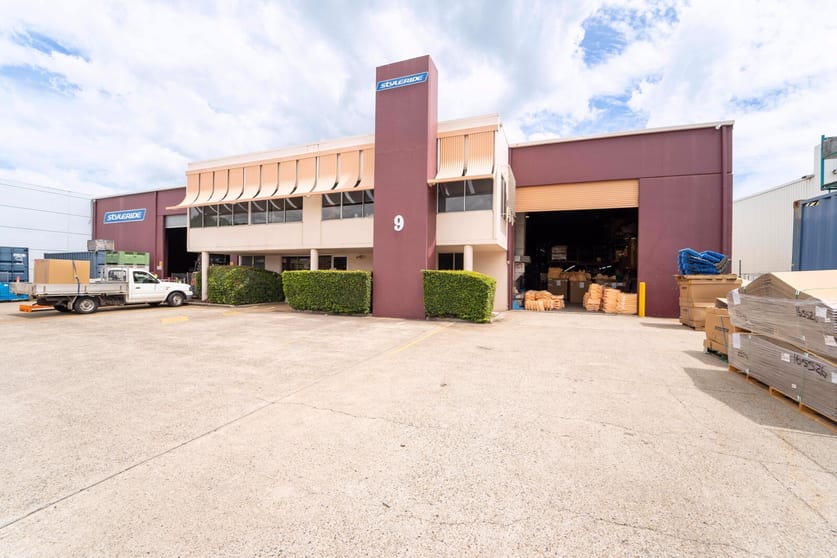 Click to view all images 9 Success Street Acacia Ridge QLD 4110 - Image 2