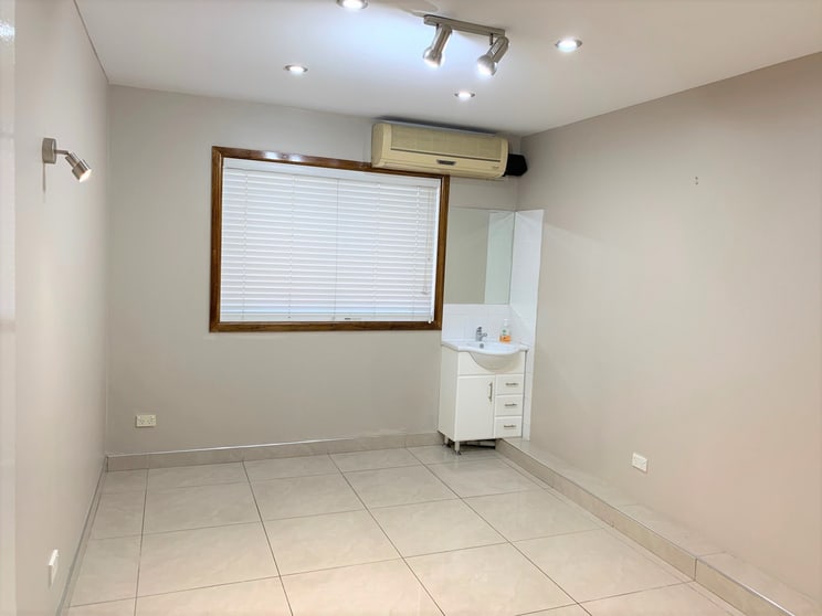 Click to view all images Revesby NSW 2212 - Image 1